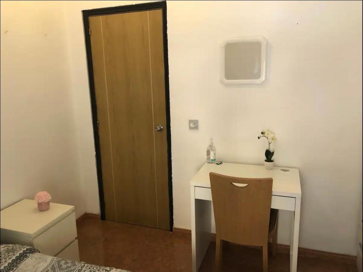 Habitacion En Piso Compartido En Malaga Capital 외부 사진